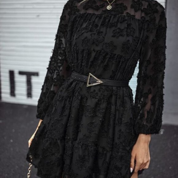 Classic Long Sleeved Mini Dress - Picture 4 of 8